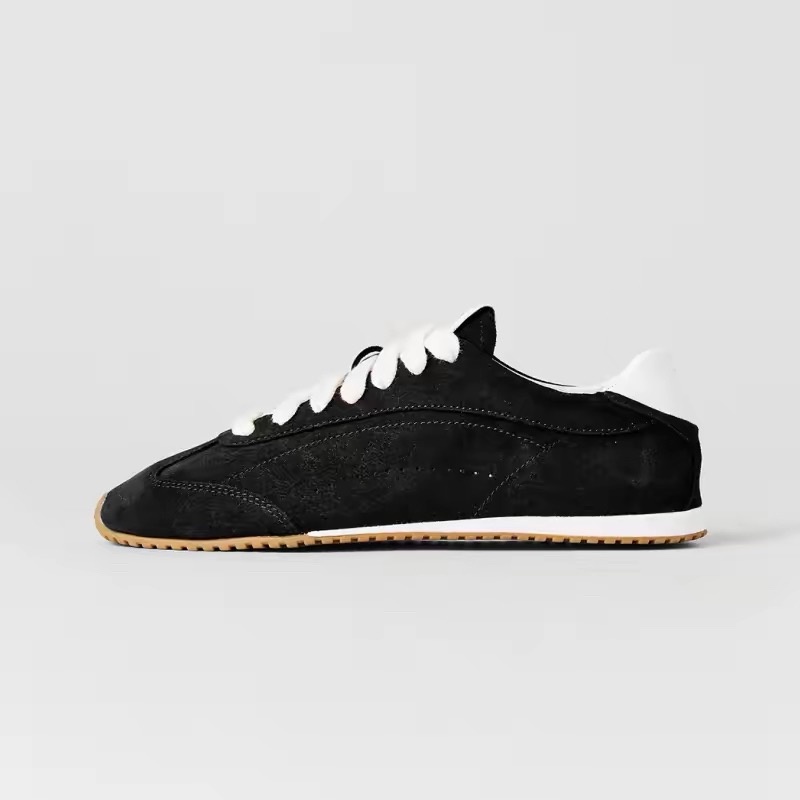 Damskie sneakersy na platformi – Table Tennis Men recenzja i cena
