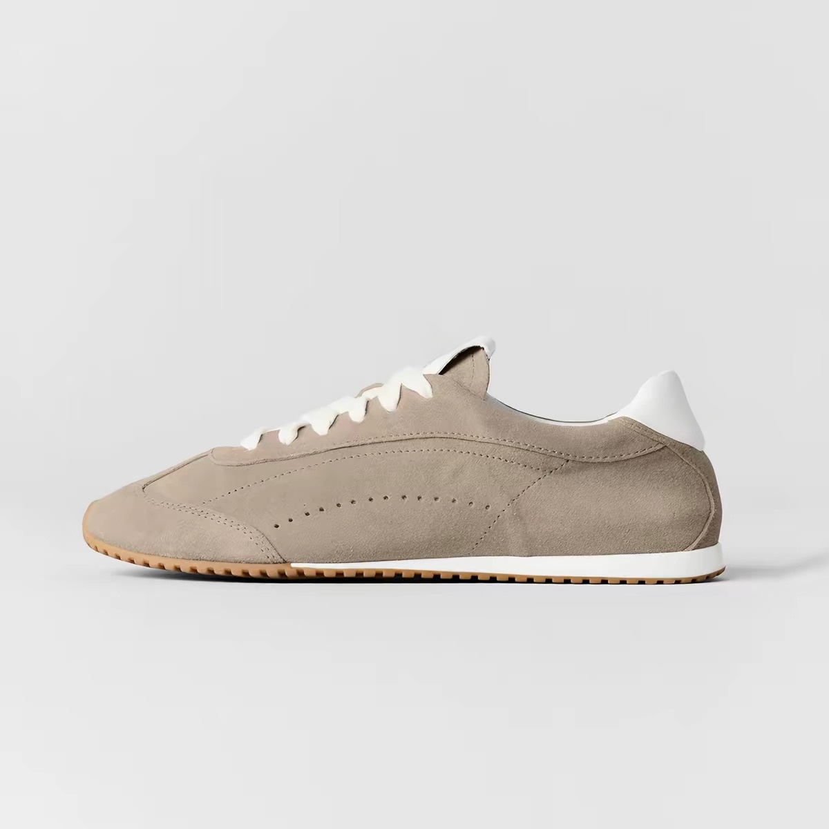Damskie sneakersy na platformi – Table Tennis Men recenzja i cena